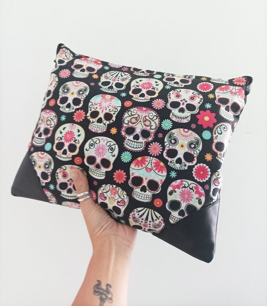 "Sugar skull" borsa clutch teschi messicani e pelle nera