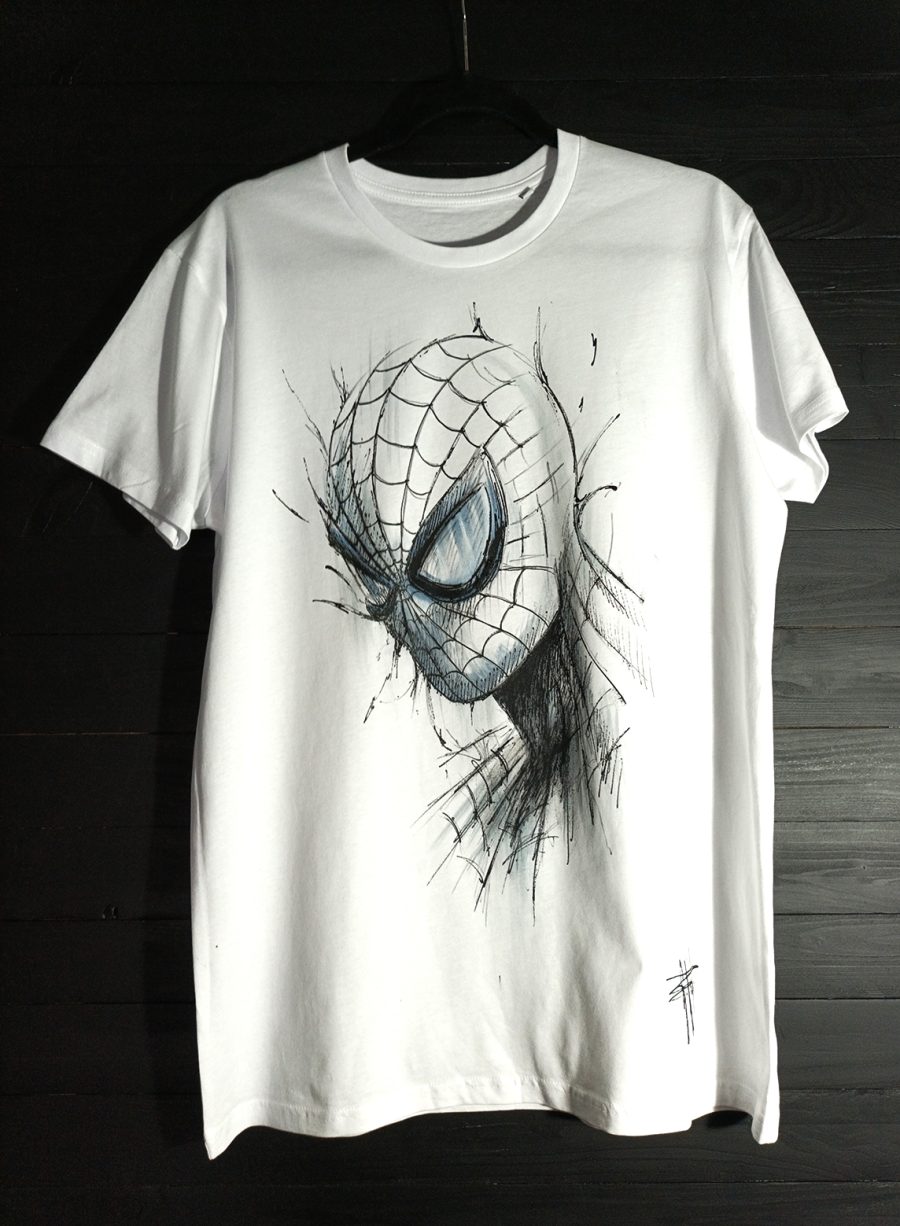 Spiderman t-shirt disegnata e dipinta a mano
